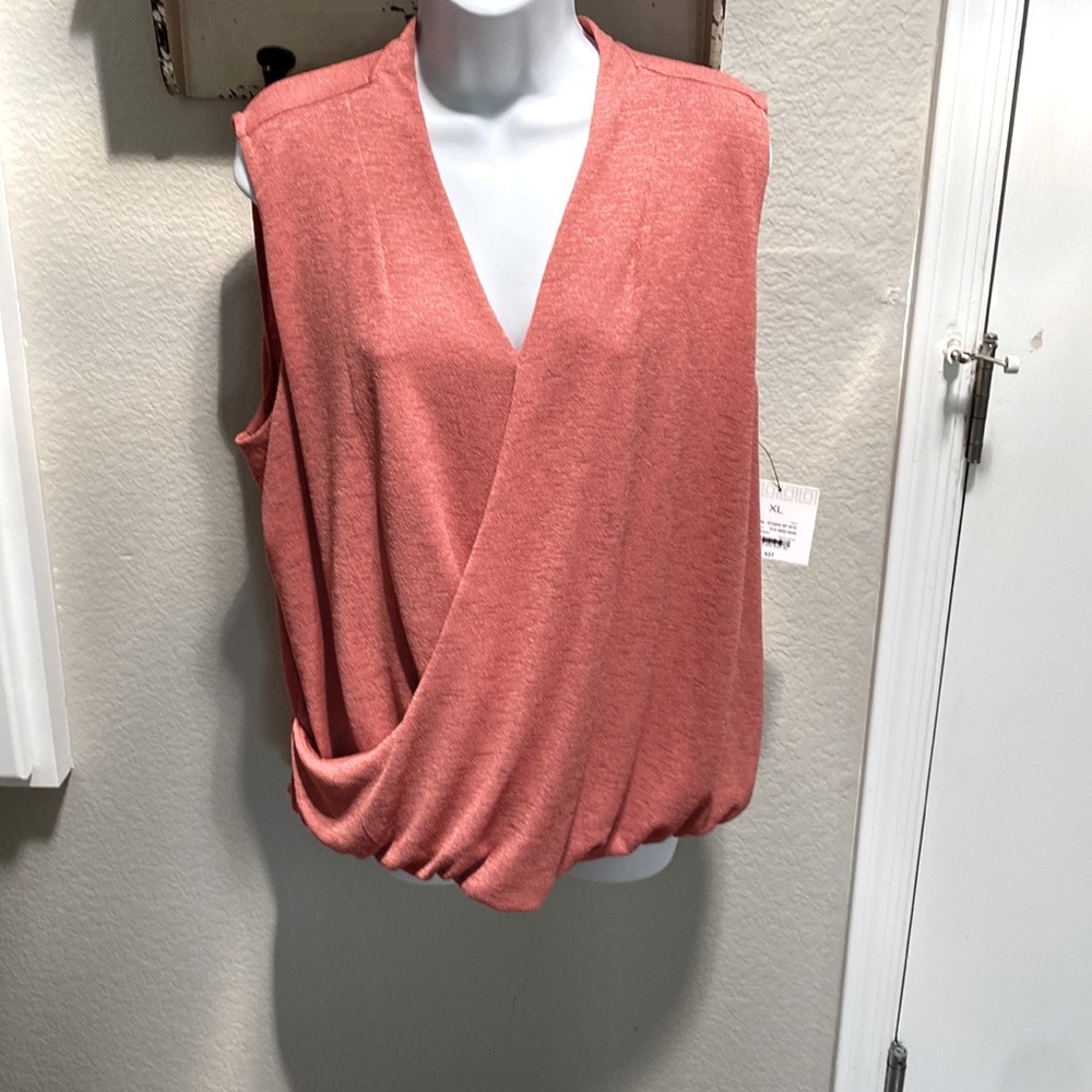 Liz Claiborne Sleeveless Top NWT XL Coral